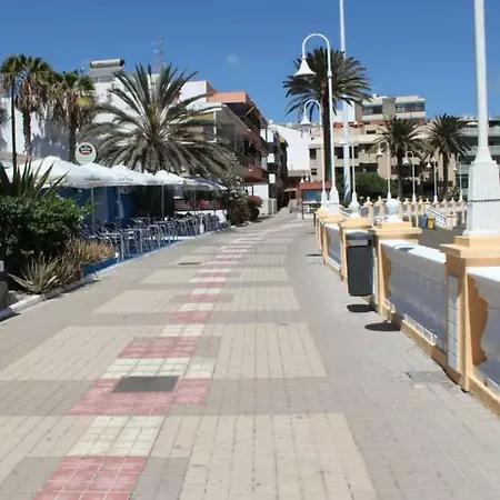 Canarifornia - Free Parking And Family Getaway 아파트